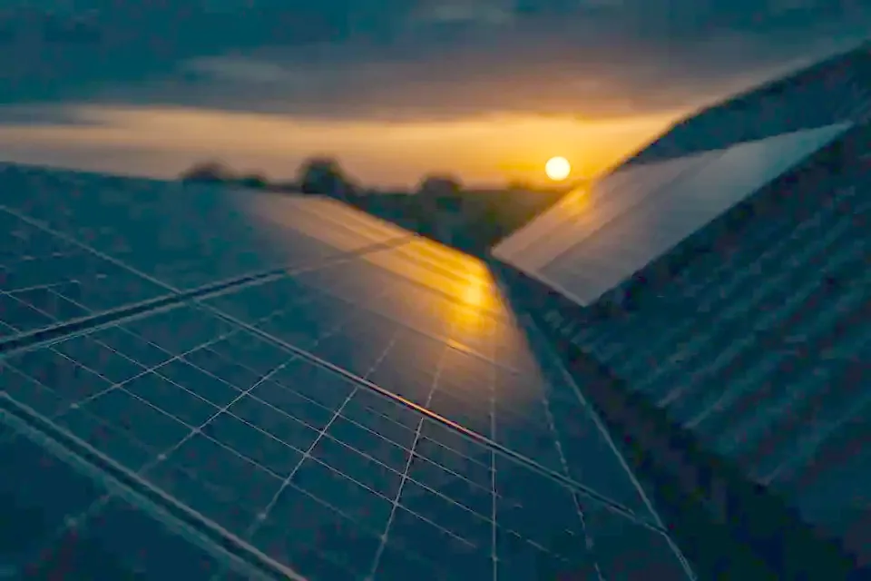 Seu telhado está pronto para energia solar? O que avaliar antes de instalar